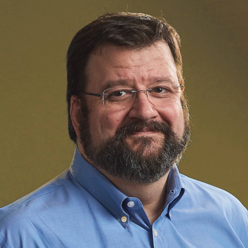 إريك سي. بيترسون — دكتوراه في إدارة الابتكار، IMGB Green Belt، مستشار ISO 56000